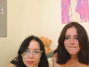 couple Free XXX Cam Girls with click_start