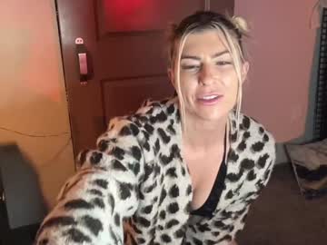 girl Free XXX Cam Girls with chloecumz4u