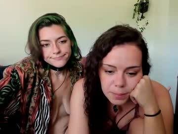 couple Free XXX Cam Girls with teancoffee0310