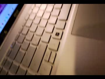 couple Free XXX Cam Girls with emberxtony