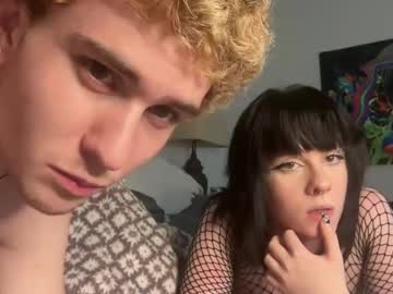 couple Free XXX Cam Girls with rawd3sire