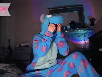 girl Free XXX Cam Girls with scarlettgracevip