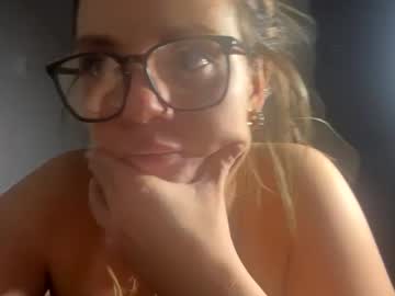 girl Free XXX Cam Girls with snackonsophie
