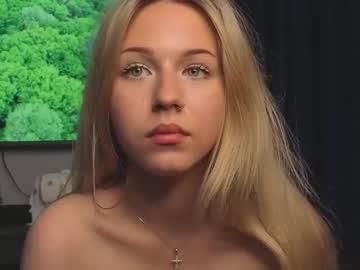 girl Free XXX Cam Girls with honneybunneey
