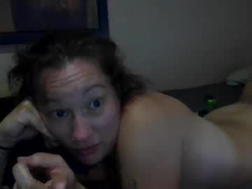 couple Free XXX Cam Girls with ttownsfinest6969