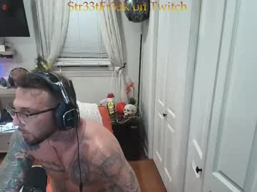couple Free XXX Cam Girls with mrstr33tfr33k