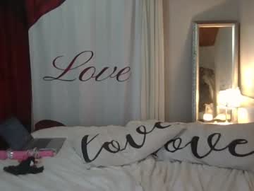 couple Free XXX Cam Girls with ourjourneyxoxo