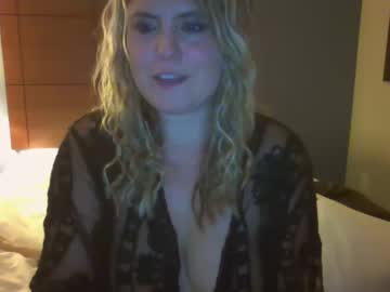 girl Free XXX Cam Girls with midnightqueen01